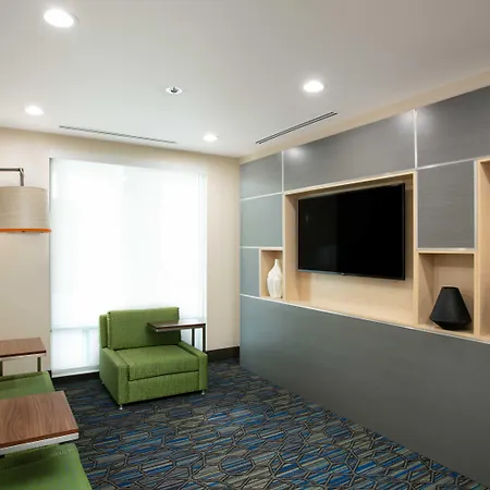 Holiday Inn Express & Suites Oakhurst-Yosemite Park Area By Ihg-3